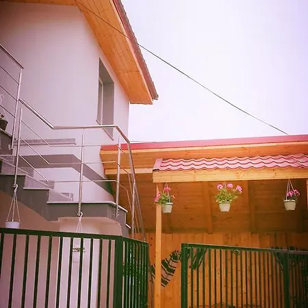 Vila Dorina *